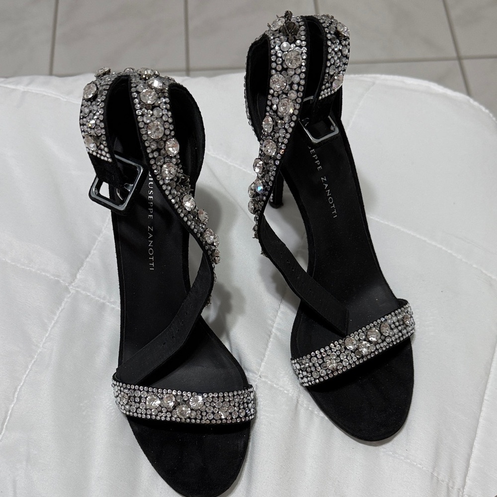 Giuseppe Zanotti Black Heels with Silver Accents